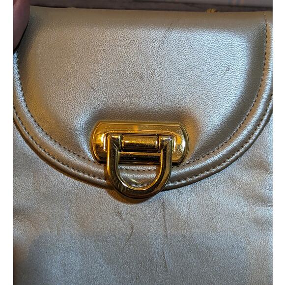 Frenchy Of California Leather Gold Metallic Box Purse with Gold Chain Strap - Picture 4 of 7